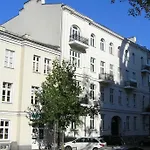 Apartment Modern Nest 1904