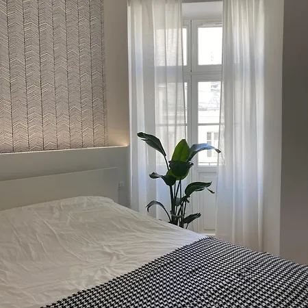 Apartment Modern Nest 1904